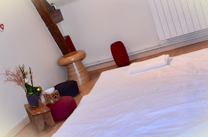 Photo n°1 de SANTOSHA-Ayurvéda-Yoga à Provin (Centre de bien-être)