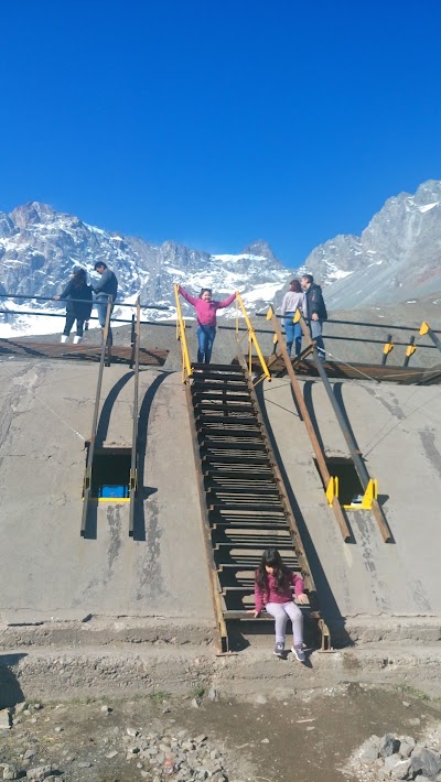 Photos of Refugio El Yeso