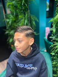 Photo n°18 de Barber K - Salon de coiffure mixte à Cagnes-sur-Mer (Esthéticien)