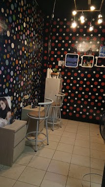 VyBeauty Salon Pasar segar, Author: Ronnie Ngo