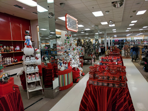 Stroud Mall - Visual