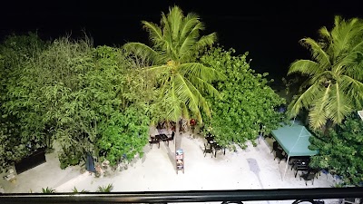 Photos of Piculet Royal Beach