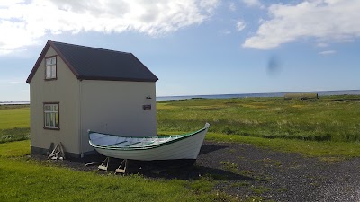 Photos of K&aacute;lfatjarnarkirkja