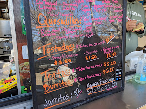 Los Dos Amigos Taco Truck photo