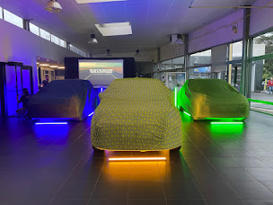 Photo n°11 de RENAULT NIEPPE - GROUPE AUTOSPHERE à Nieppe (Vendeur de voitures d'occasion)