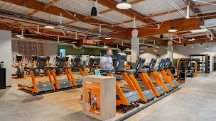 Photo n°9 de Basic-Fit 24/7 à Saint-Maixent-l'École (Club de sport)