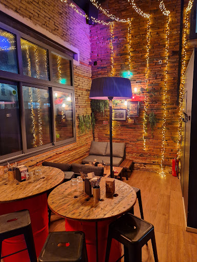Photo 1 - Burgers & Co