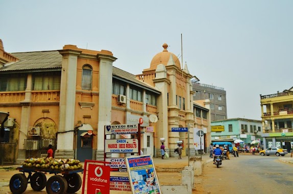 Ghana General Post Office, Author: worldspan M