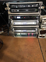 Photo n°8 de DCS EVENEMENTIEL Sono Fontenay le comte 85200 Vendée , location & prestation sono lumière écran led, CAR PODIUM , dj mariage à Fontenay-le-Comte (Prestataire de mariage)