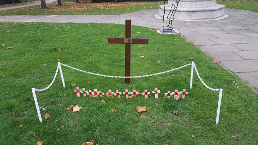 Ruislip War Memorial - Visual