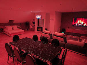 Photo n°9 de Chez Suite & Spa à Montreuil-le-Gast (Chambre d'hôtes)