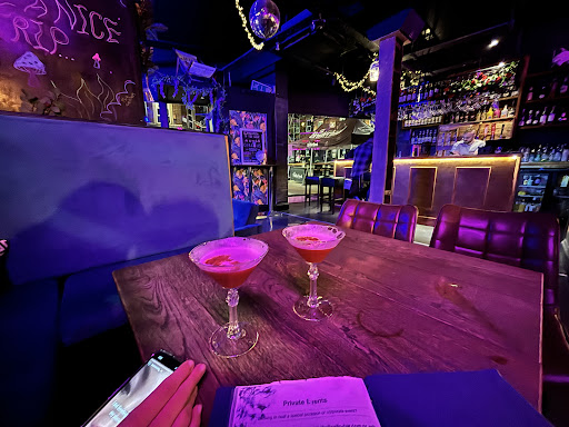 Psilo Bar - Visual
