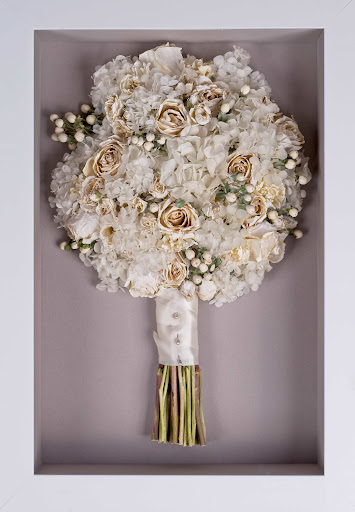 Framed wedding flowers - Thumbnail