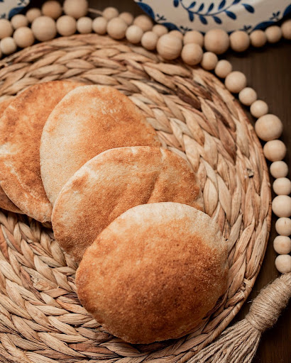 Alida's Bakery - Visual
