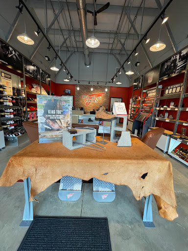 Red Wing - Tallahassee, FL - Thumbnail