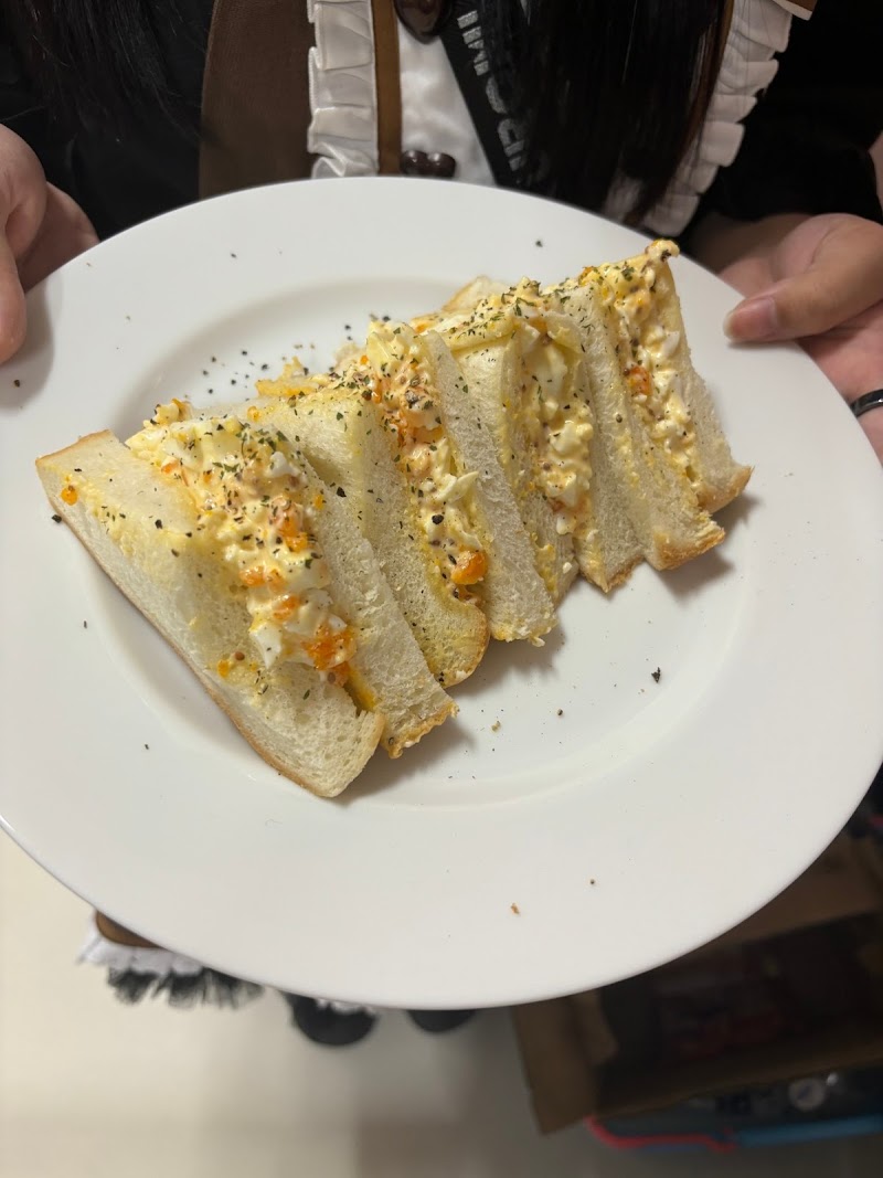 Maiden Dolls (めいでんどぉるず)