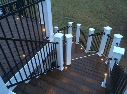 ROYAL DECKING & REMODELING LLC