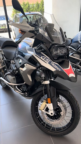 Értékelések erről a helyről: Wallis Motor Pest, Budapest - Autókereskedő