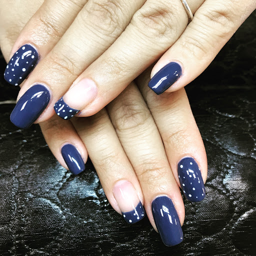 Salon De Belleza White Moon - Thumbnail