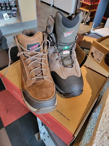 Red Wing - Naples, FL - Thumbnail