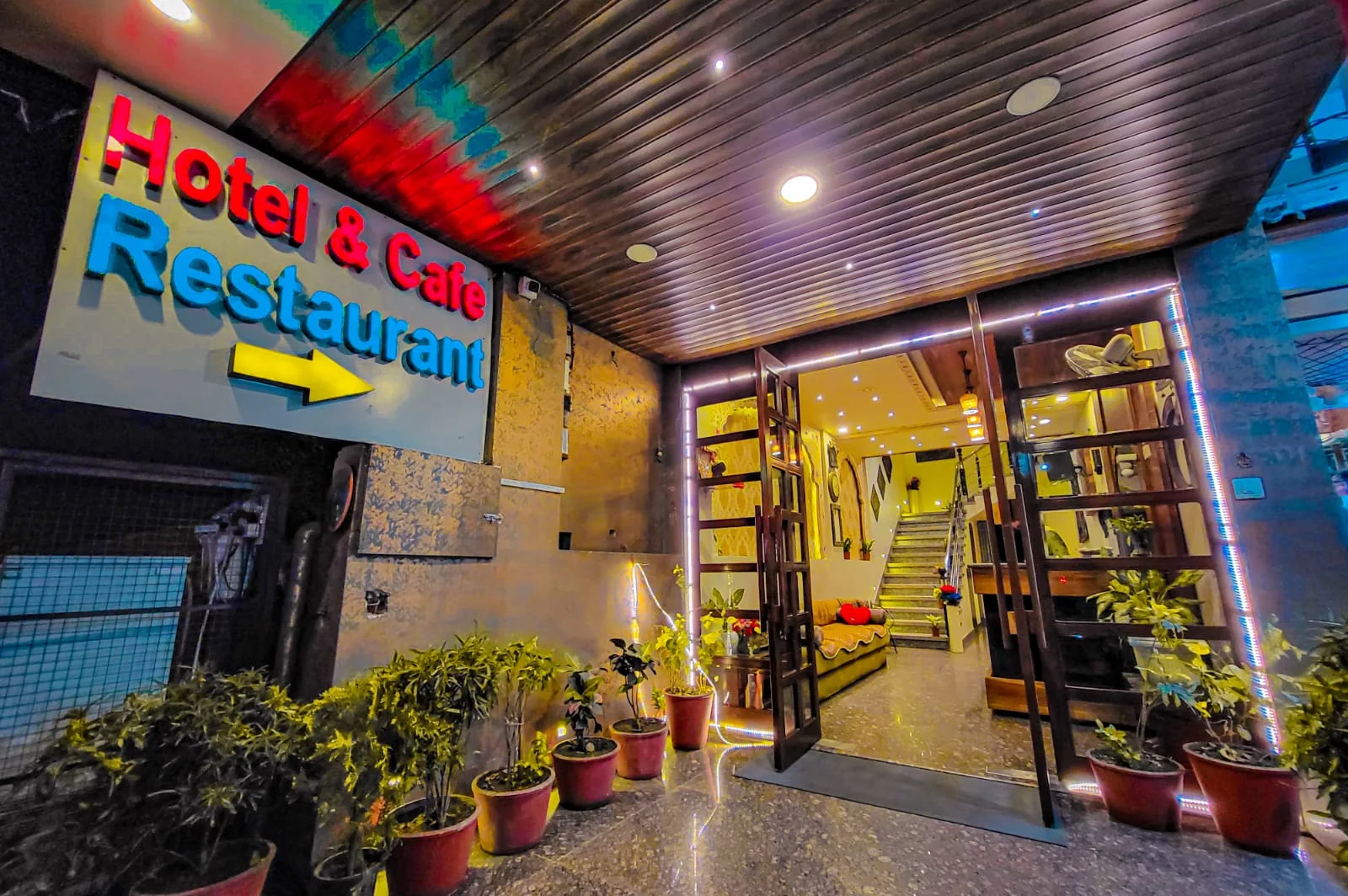 Hotel Paradise Inn Udaipur