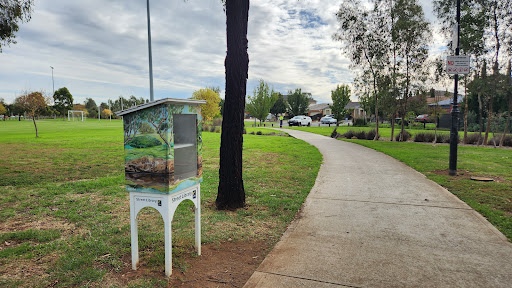Brimbank Street Library: Derrimut