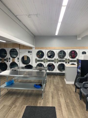 Cleantopia laundromat Gallery - Canada