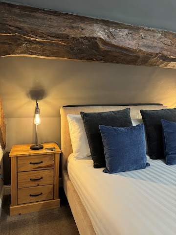 Charlton Arms Hotel by null