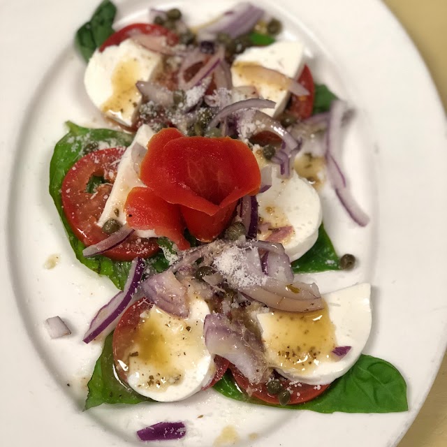 Peppinos Italian Family Restaurant - Foothill Ranch