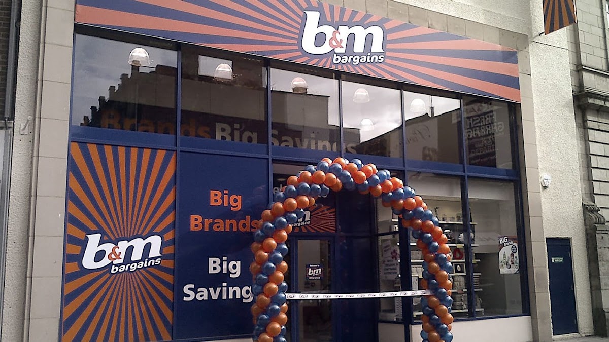 B&M Store
