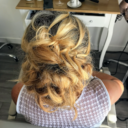 Photo n°30 de INSTANT COSY COIFFURE FLORA l’isle Jourdain à L'Isle-Jourdain (Prestataire de mariage)