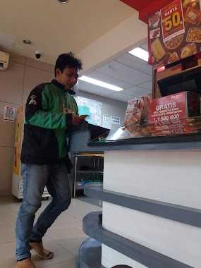 Pizza Hut Delivery - PHD Indonesia, Author: Enggar G