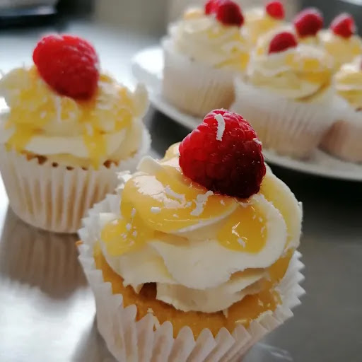 MJ's Cake Cafe - Visual