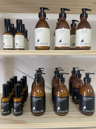 Flâneuse - Visual