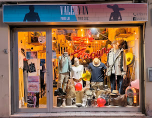 Photo n°1 de Valeryan à Canet-en-Roussillon (Magasin de vêtements pour femmes)