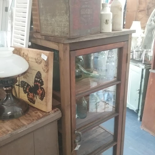 Pretty & Rustic - Visual
