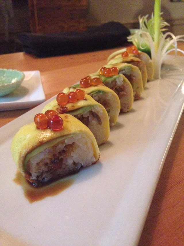 Daruma Sushi + Sake
