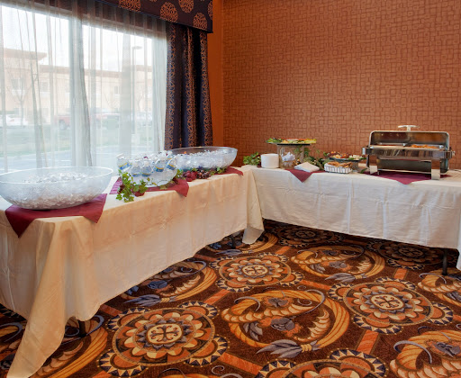 Holiday Inn Express & Suites Sacramento NE Cal Expo, an IHG Hotel - Thumbnail