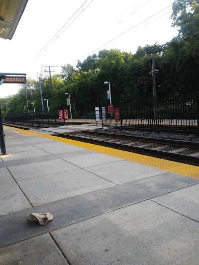 TIMONIUM LIGHT RAIL STATION nb