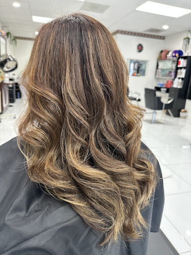 Yvonne's Beauty Care Barber & Salon - Thumbnail