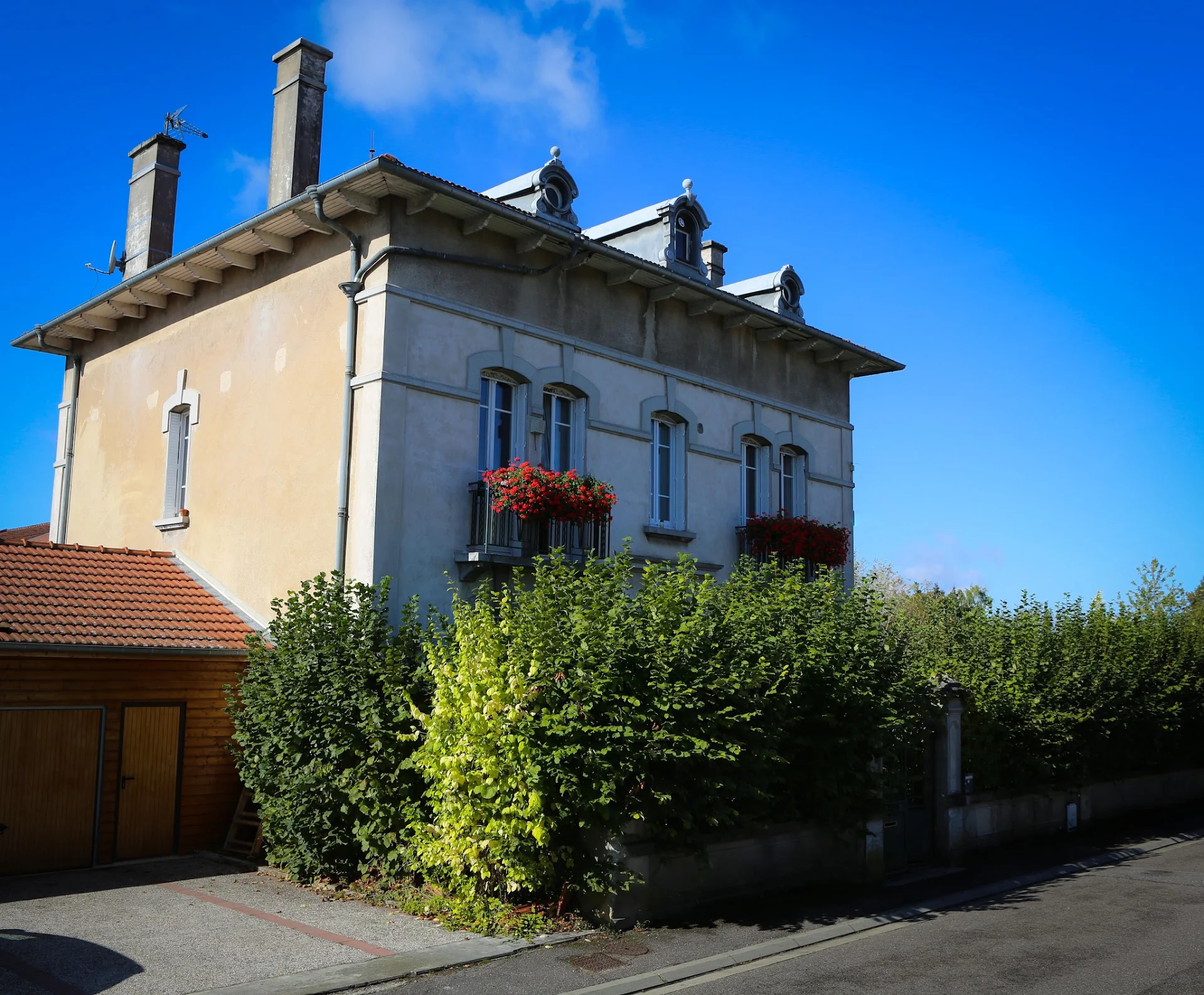 The Sugar Plum Host, guest rooms in Verdun