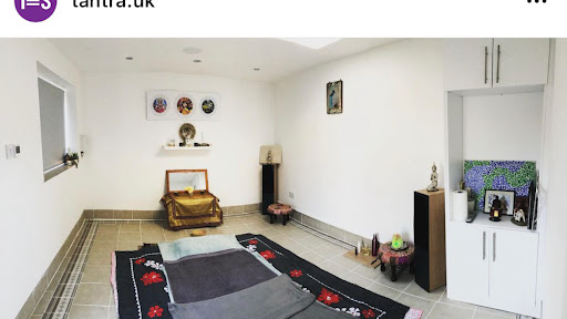 Ishan-Sattva Healing Massage - Male Therapist