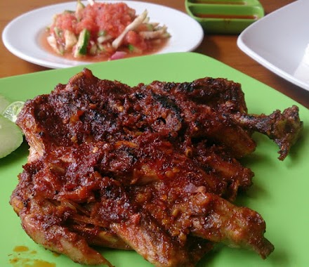 Ayam Bakar Taliwang, Author: Indriyatno Banyumurti