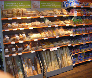 Photo n°4 de Carrefour Contact à Veyre-Monton (Magasin d'alimentation bio)