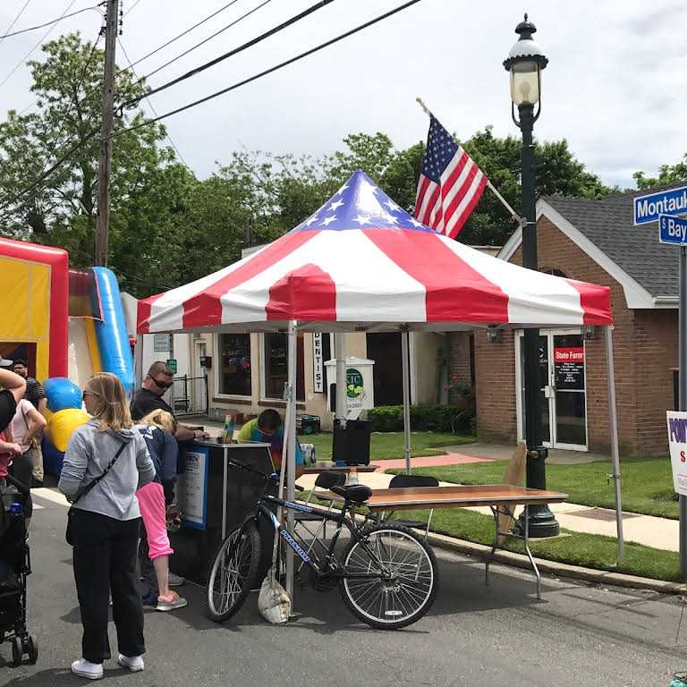 HOT BEVERAGE DISPENSER - Rainbow Party Rentals Bohemia NY