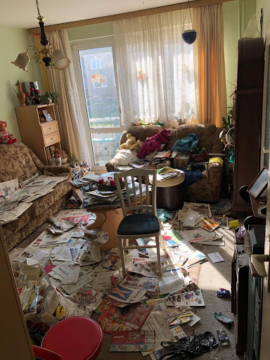 AF1QipM8vtW2PjIVhRzFYfHcblWQ9LGOLy TtTomcYug