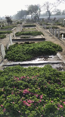 Hussaini graveyard karachi