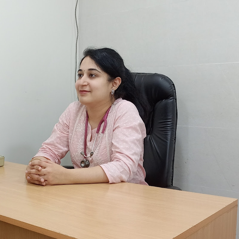 Deepti Chawla : Child & Neonatal Care | Child Vaccination | Child Immunization | Pediatrician in Malad