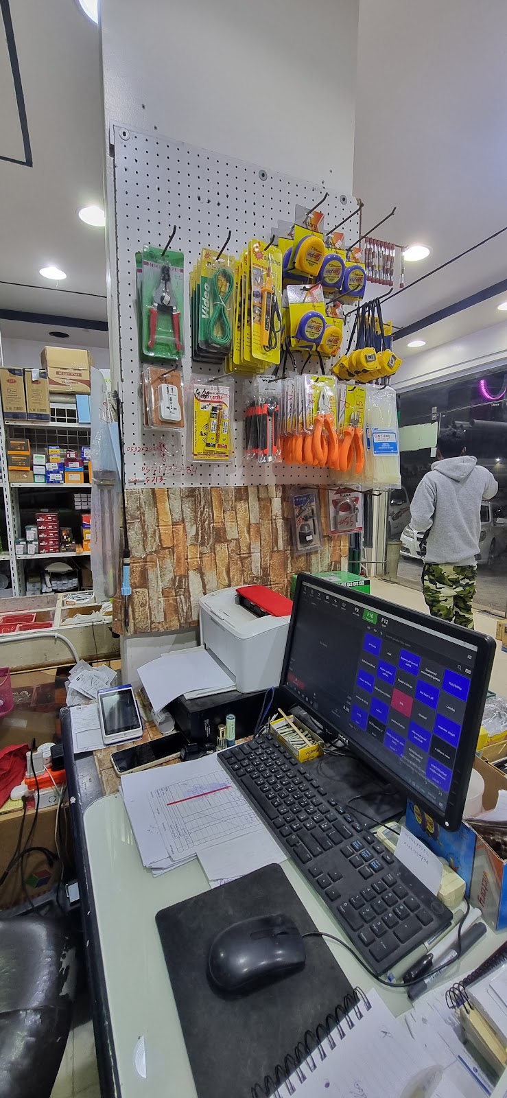 Al Zahrani Est - صورة 3