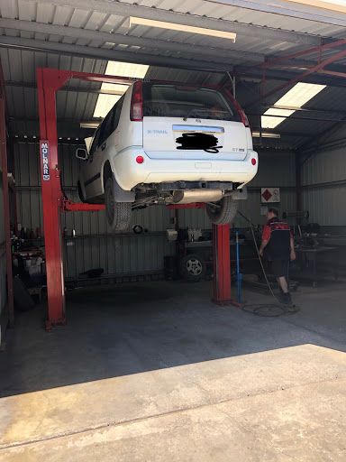 Roly's Automotive Services - Repco Authorised Car Service Berri (Berri Automotive) - Thumbnail